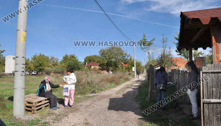 Хасковлии събират пари за частна канализация, писнало им да чакат