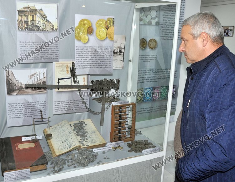  Показаха парите от древността в новата изложбена зала на Музея