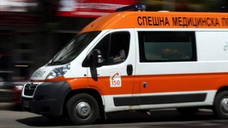 Разгневени близки на починал пребиха лекар 