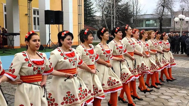 Танцов клуб „Евридика“ подава ръка на Васко Найденов