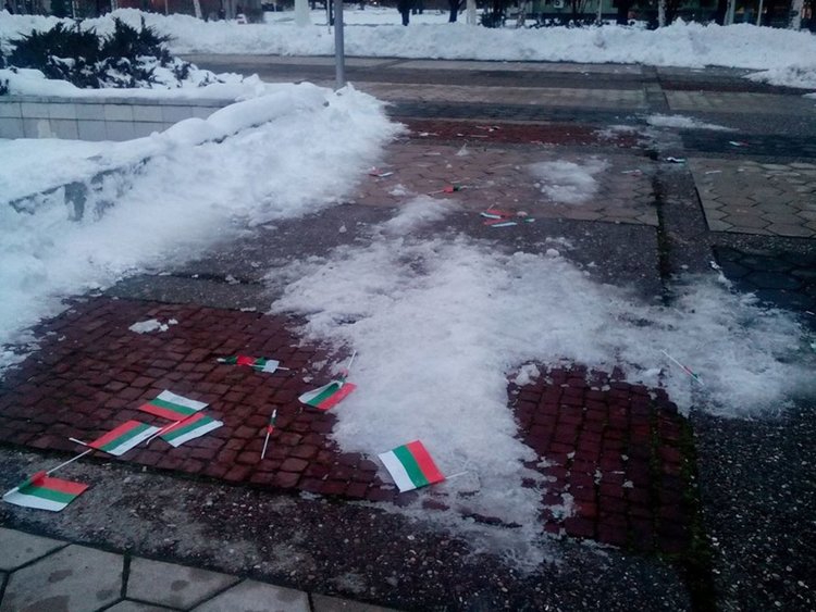 Недомислици и лоша организация провалиха честването на 140 години Освобождение в Първомай