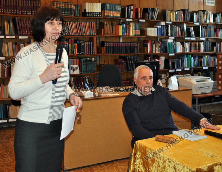 Хасковски писател представи книгата си „Яворов преди и след куршума“