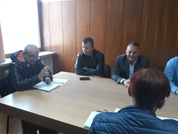 Община и общественици си подадоха ръце за чист и красив Кърджали