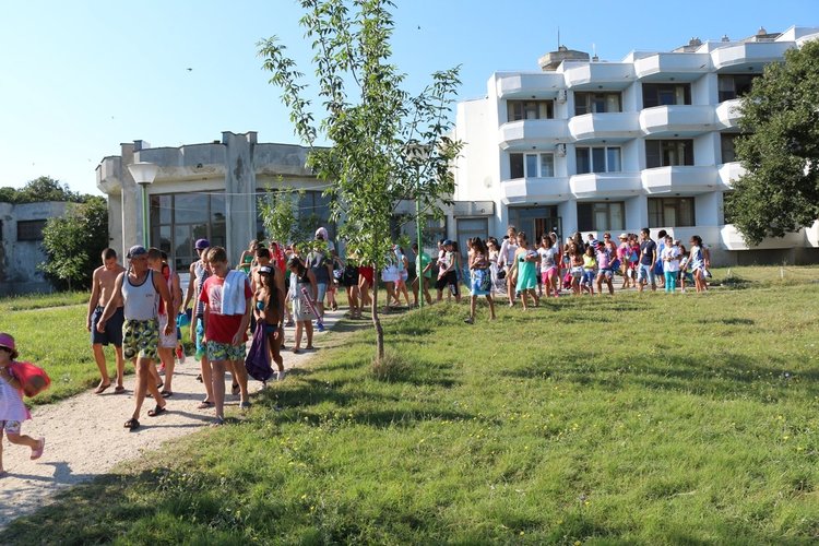 Искат връщане на ученическите лагери, подкрепете подписката в Смолян