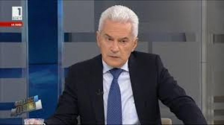 Волен Сидеров ще предложи въвеждане на вероучение в училищата