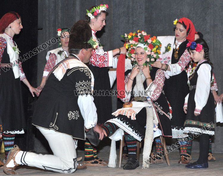 „Китна Тракия“ в „Заря“ и Младежкия заради дъжда