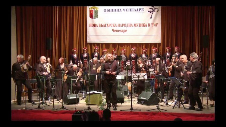 „Космическите гласове“ изпълнява творбите, достигнали до финала на конкурс за нова българска музика в Чепеларе
