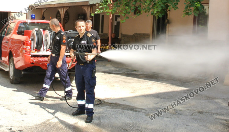 Хасковската пожарна с три нови автомобила за борба с низови горски пожари