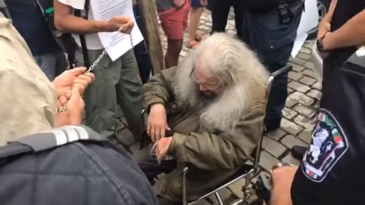 Николай Колев-Босия днес е влязъл в правителствена болница