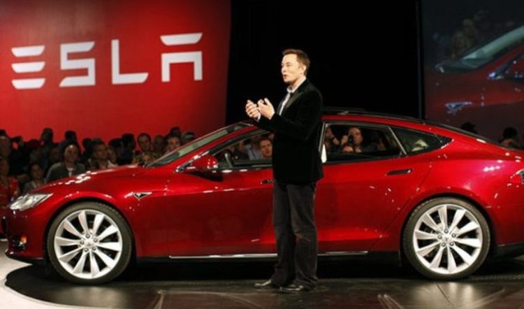 Илон Мъск може да изкупи Tesla със саудитски пари