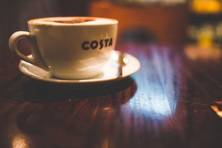 Coca-Cola купува Costa