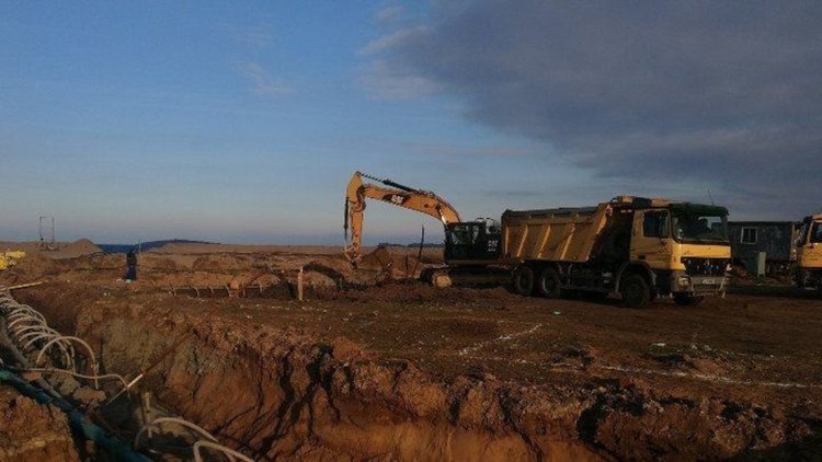 Спряха спорните строежи на Арапя, Алепу и Градина. Временно