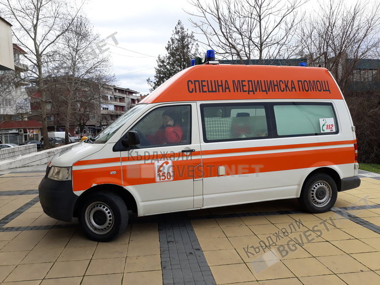 25-годишна блъсна пешеходка, вкарва я в болницата със счупен крак