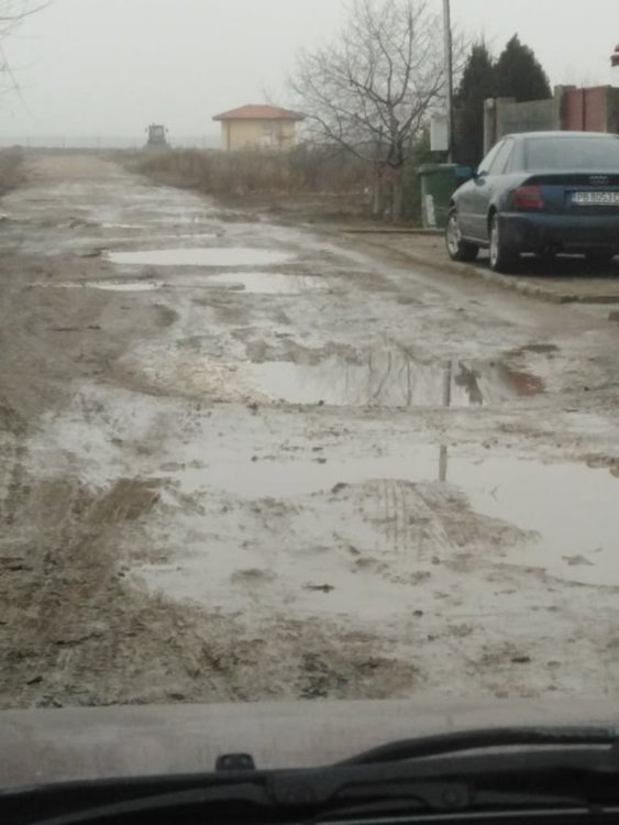 Кметът прехвърля отговорността за ремонт на улица на ОбС