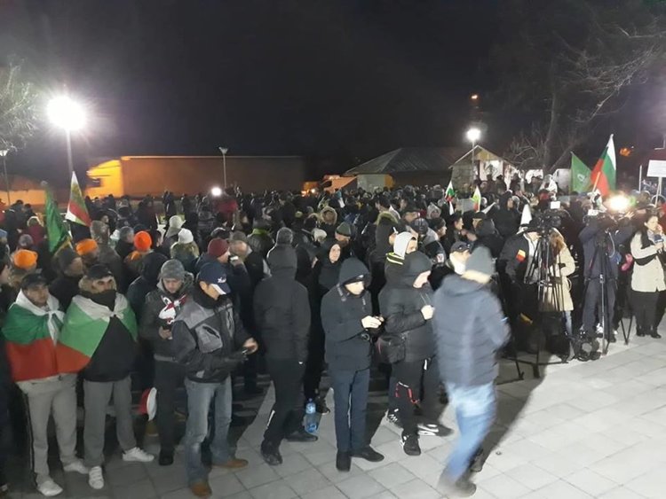 Условни присъди за нападателите във Войводиново, пребили командос
