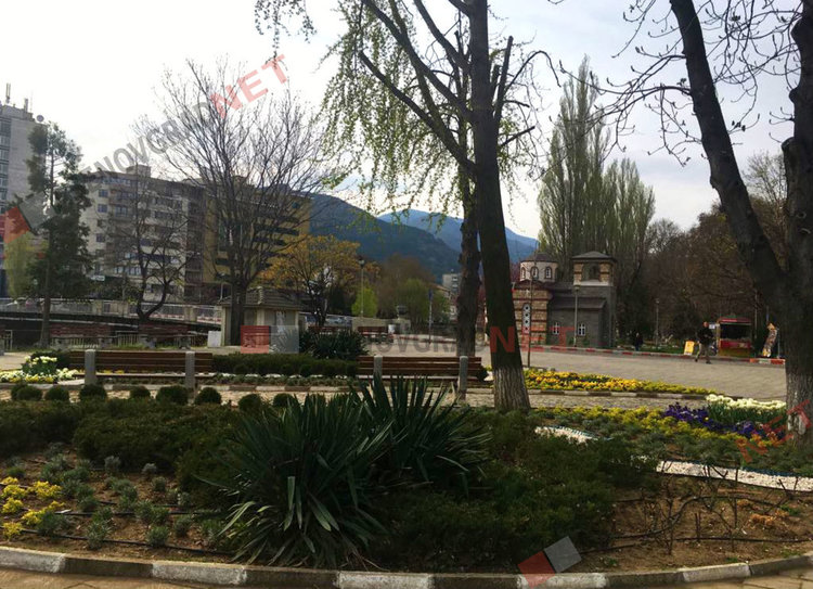 Предупреждават за интензивни валежи в част на страната