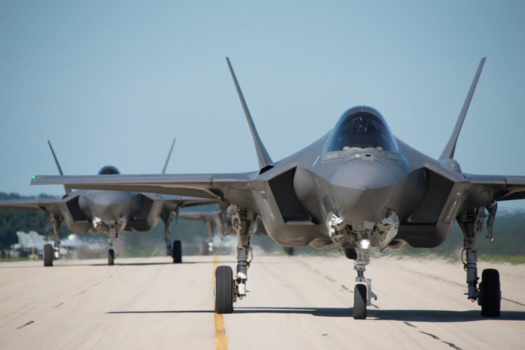 Южна Корея разполага изтребители F-35A, КНДР - това е враждебен акт