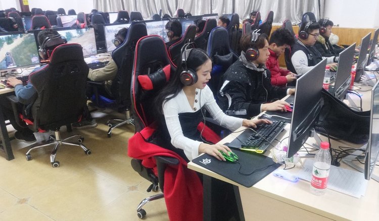 Китай забранява всички игри с кръв, насилие, Маджонг и покер