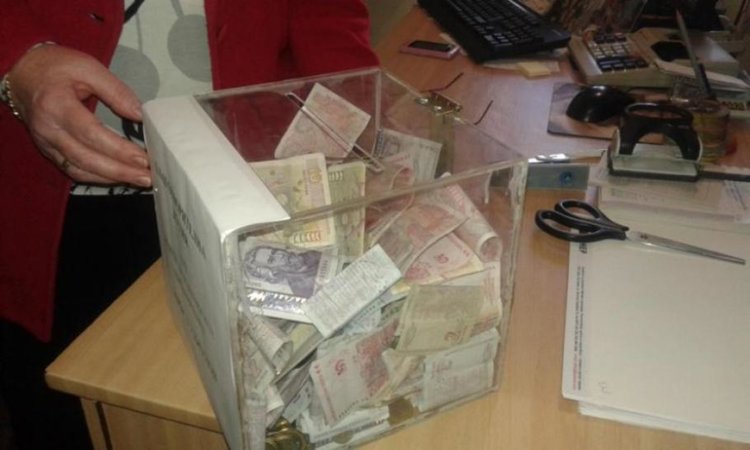 Разбиха и ограбиха парите от два параклиса в Павелско