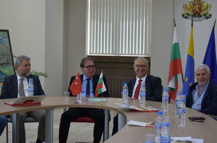 Пристигат гостите от побратимените на Асеновград градове