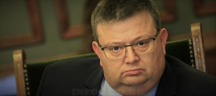 "Биволъ" и Цацаров - публикация/становище относно дарен апартамент и така от 2012 год.