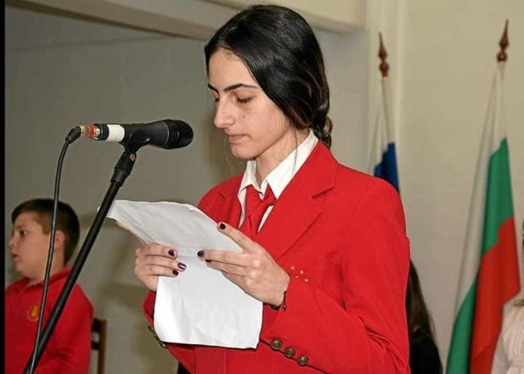 Естела Москова със специална награда от „И децата покоряват светове. Покажи, че можеш!"