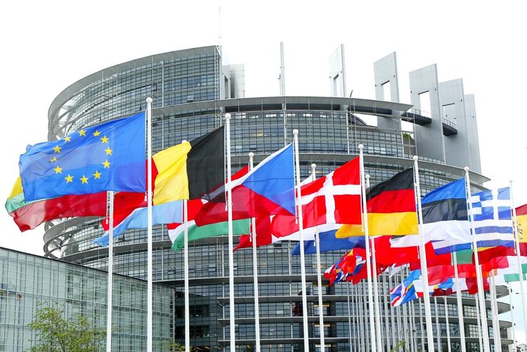 Станишев спряган за председател на Европейския парламент
