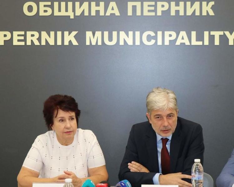 МОСВ и община Перник започват пълна проверка за замърсяване на въздуха в града