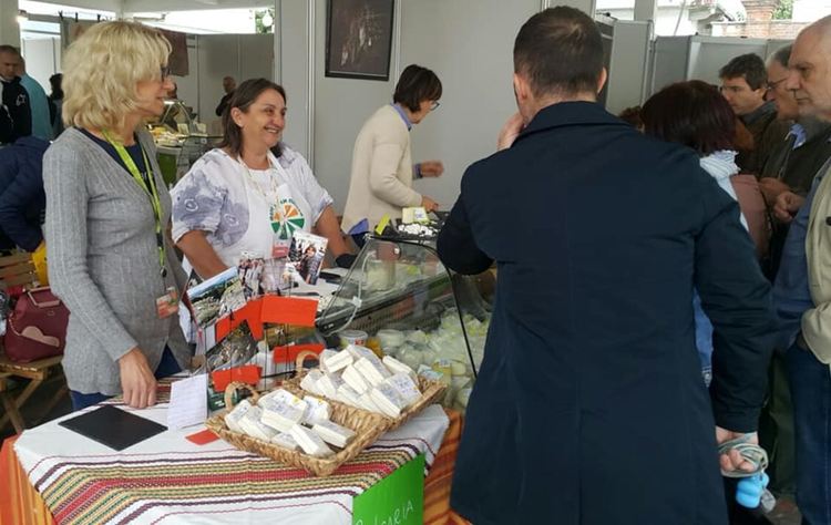 Ферма от с.Искра представи продукти в Италия