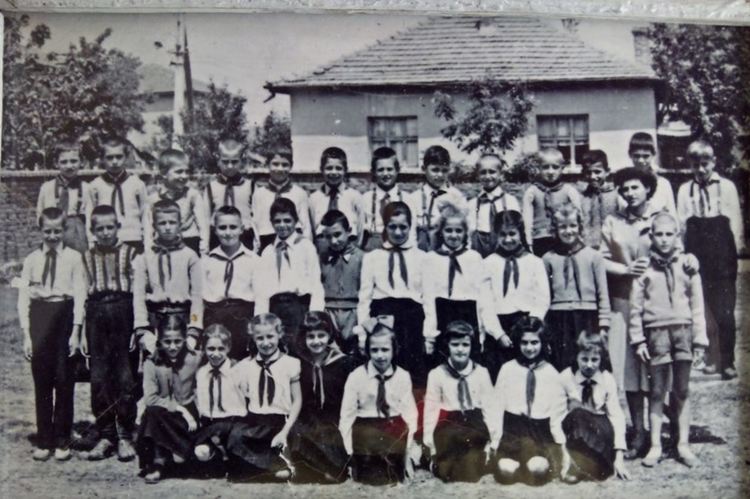 Съученици от набор 1949 се събират на 5 октомври