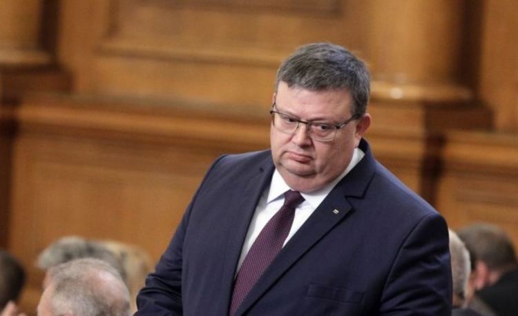 Отрова за гризачи, замазана с кал в стената, е причинила смъртта на детето от Кардам