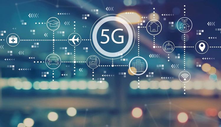 Гръцкият град Каламата спря 5G мрежата си заради страх от стерилитет