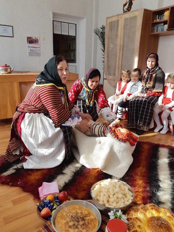 40 жени "бабуваха" и наричаха за повече деца в Златоградско