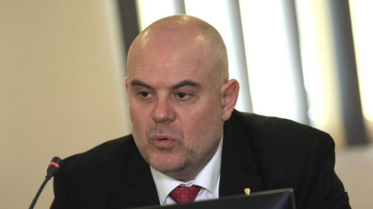 Прокуратурата извади записи срещу президента