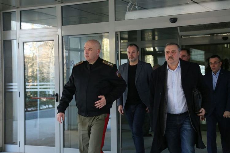 Четирима българи са заразени с коронавирус 