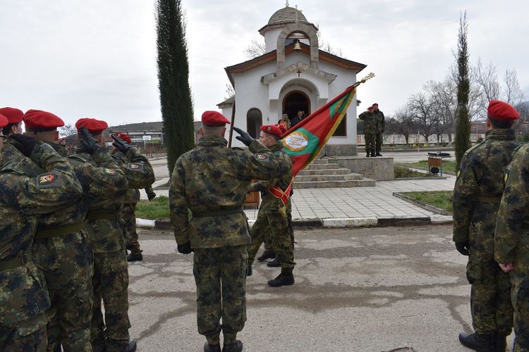 Кметът на Асеновград към военнослужещите: Ние разчитаме на вас