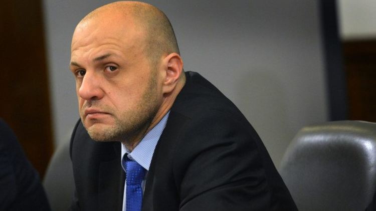 Дончев: Надявам се в следващите дни банките да ви дадат шанс да пропуснете 1 или 2 вноски