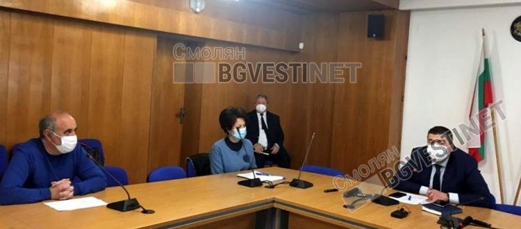 Лекарят от доболничната помощ в Смолян с covid-19, е инфектиран от пациентка с обрив- една от нетипичните клинични прояви на инфекцията