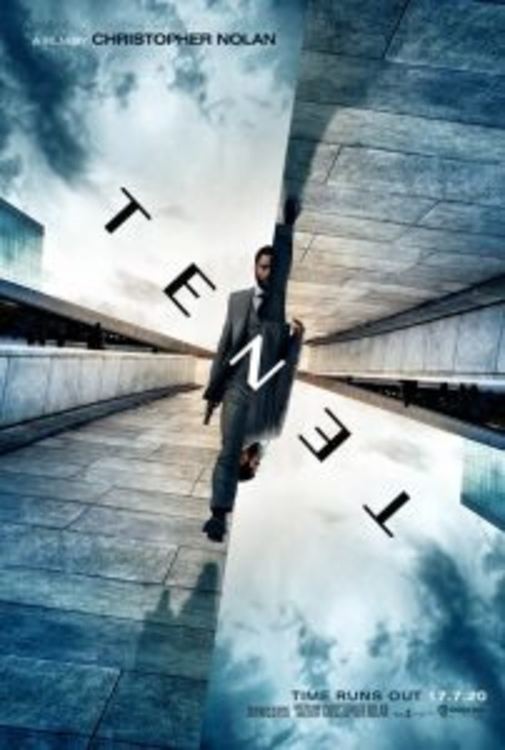 Кристофър Нолън НЯМА да отложи премиерата на „Tenet“! И е прав