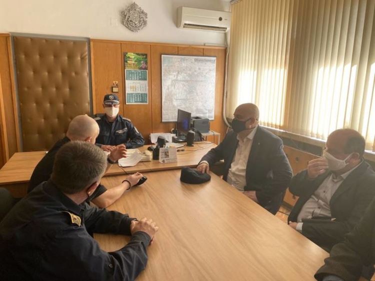 Гешев в Браница: Срамота е да се бият възрастни хора, които са градили тази държава (видео)