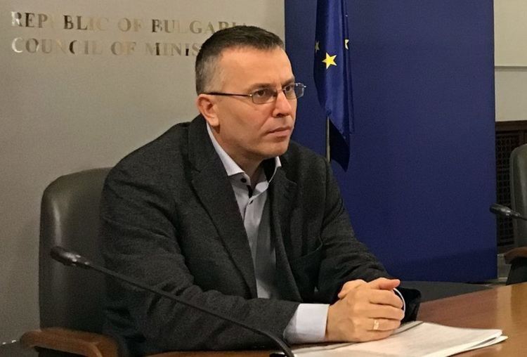 Нови 22 с COVID-19. Затвориха отделение в болница в Сливен