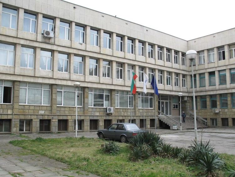 Прокуратурата започва проверка за смъртта на абитуриента с коронавирус