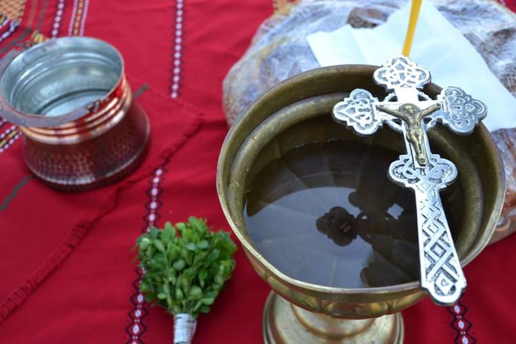 Днес е Кръстовден