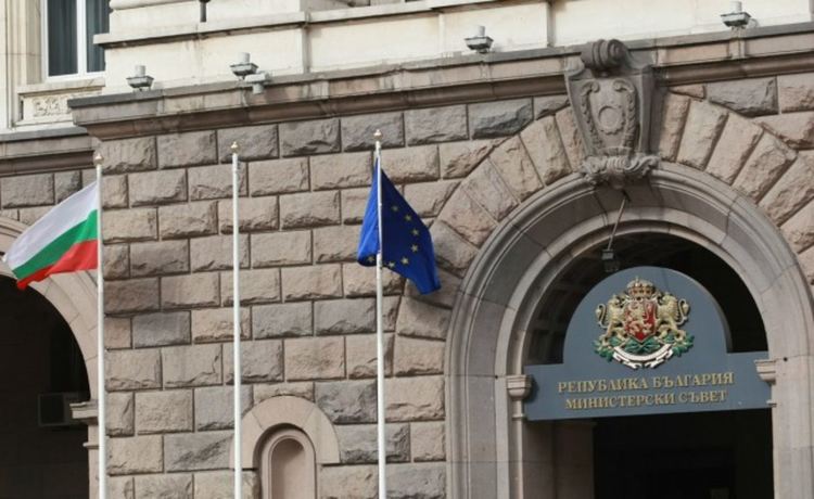 Удължиха извънредната епидемична обстановка до 30 ноември