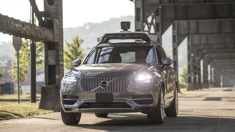 Uber продава бизнеса си с автономни автомобили за $4 млрд.