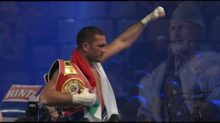 Рок група направи песен за Кобрата (видео)
