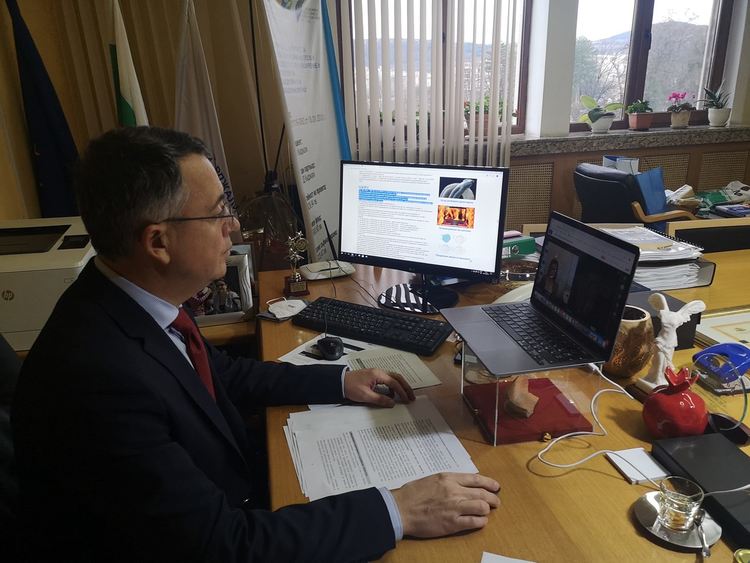 Кметът предложи единна ставка за данъците, опозицията без Багдасаров го подкрепи