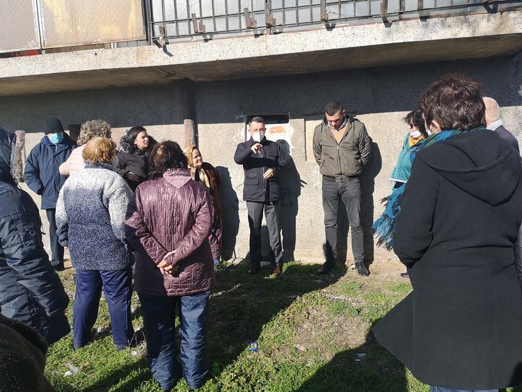 Подпорна стена до жилищен блок в Кърджали е  в предаварийно състояние