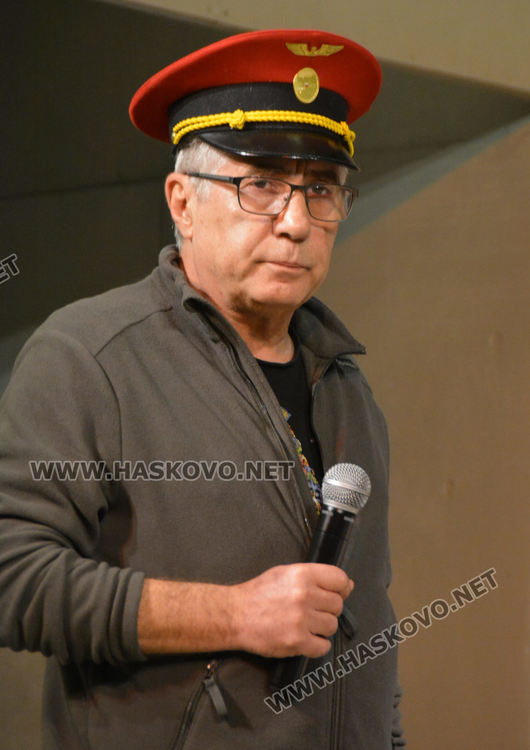Валентин Танев преди премиерата на "Трета класа": Чувствам хасковската сцена, като родна