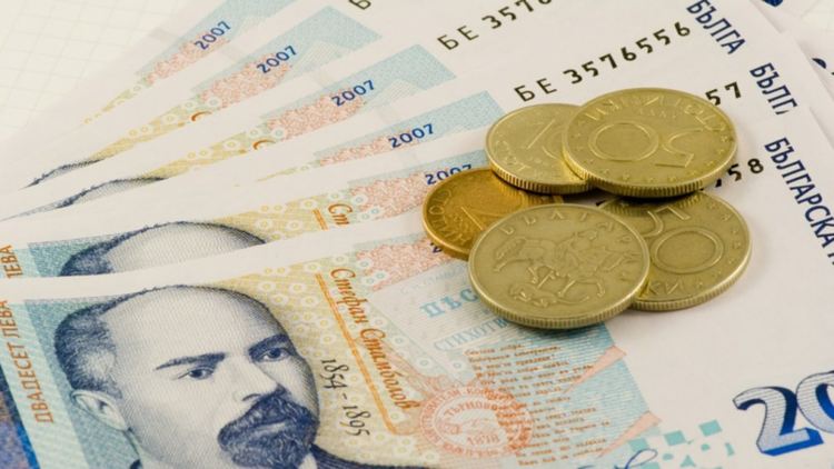 Изплащат всички месечни помощи от днес